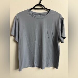 Lululemon activewear EasySet Training Short-Sleeve Shirt light blue medium